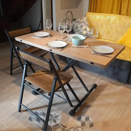 Semesterbostad Jolie Maison Foix