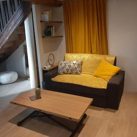 Jolie Maison Holiday home Foix